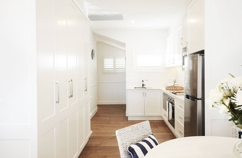 Patonga House | Absolute Beach Front House Panoramic Views 1 FREE NIGHT!