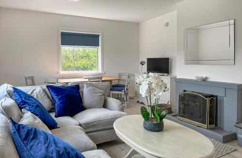 Hawick House | Acreknowe Cottage