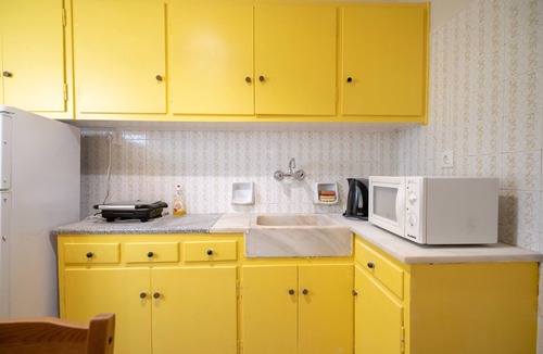 Gazi Apartment | Acropolis Athens 1 bedroom 4 pers apt by MPS