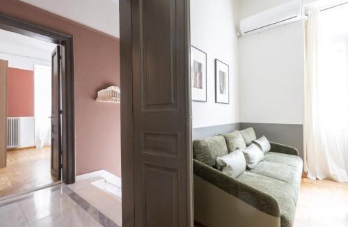 Koukaki Apartment | Acropolis View Rooftop Garden & Jacuzzi