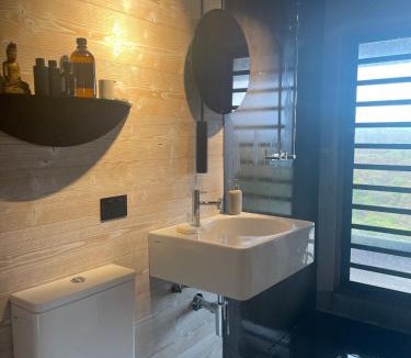 Nugara House | Admirals Cabin