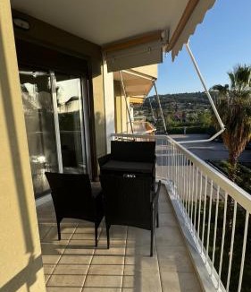 Oropos Apartment | Aelia seaside apartment oropos