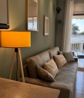 Oropos Apartment | Aelia seaside apartment oropos