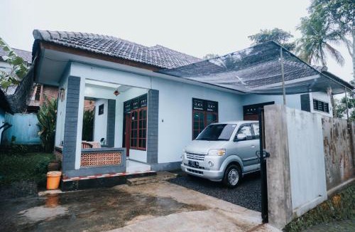 Kayangan House | Agus Hidden Homestay - Banjar Sweet Village-Ijen