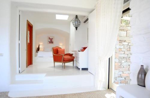 Vourkari Hotel | Aigis Suites Kea