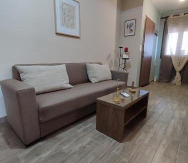 Tripoli Apartment | Aithra 2