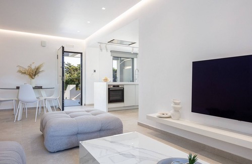 Kavros House | Akonizia Luxury House - With Private Swimming Pool