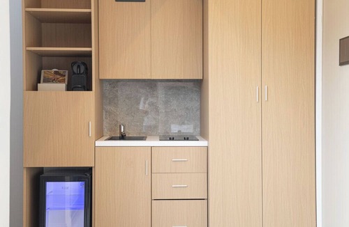 Piraeus Apartment | AKVA Deluxe Studio w Terrace. Your Peaceful Escape