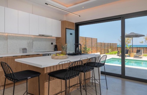 Alykes Apartment | Alas Suites