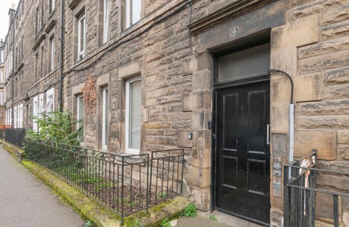 Edinburgh Apartment | Albion Terrace Apartment