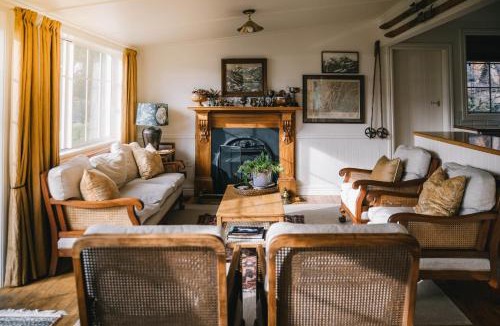 Lake Tekapo House | Aldourie Lodge - Lake Tekapo