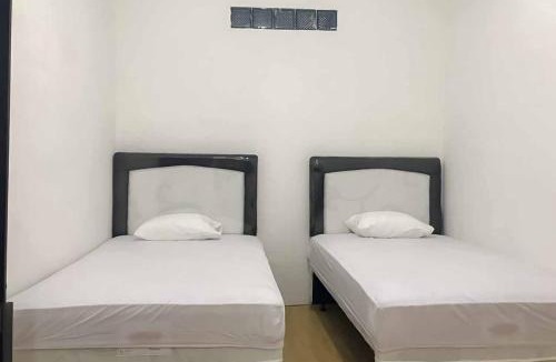 Bogor Barat Hotel | Algira Guest House Syariah Bogor Redpartner