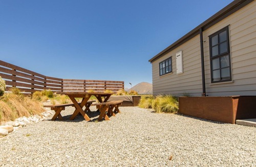 Ben Ohau House | ALL Pedalfish Cotta · Pedalfish Cottages FREE WIFI