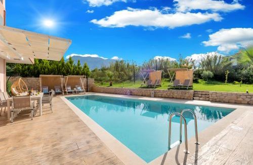 Kavros Villa | Allas Villa Heated Pool
