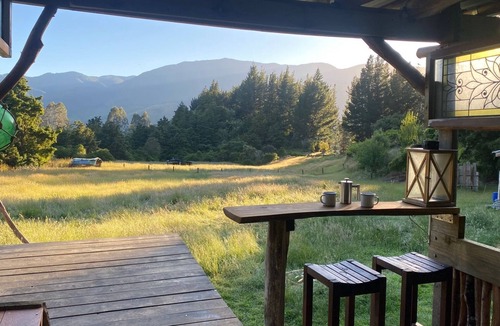 Upper Takaka Cabin | Alpacas Off Grid - Treehouse & Hut