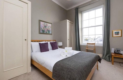 Old Town Apartment | ALTIDO George Square Apartment - Heart of Old Town/University
