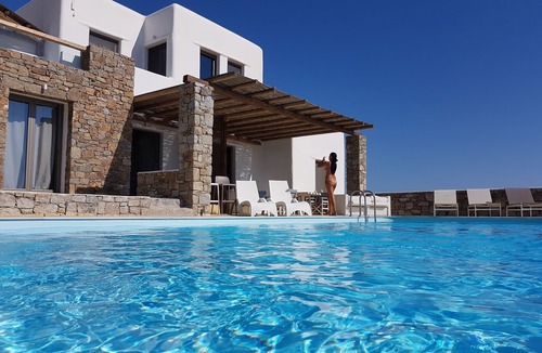 Plintri Villa | Amallini Suites