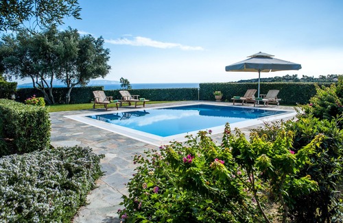 Leivathos Villa | Amari Villa: Luxury 5-Bed Villa with Sea Views & Private Gated Pool – Kefalonia
