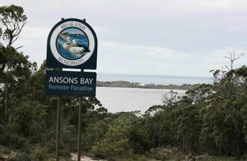 Ansons Bay House | Amazing Ansons Bay remote paradise for the family in the Bay of Fires area