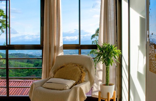 San Isidro de El General House | Amazing View《HOT TUB》6-Beds on perfect Location. Breakfast & Tours - Fruit Trees