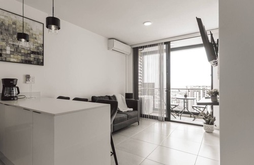 Rohrmoser Apartment | Amazing views at Skygarden Nunciatura