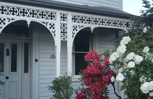 Hobart Central Business District House | Amberley - circa 1880's luxurynIdeal larger groups 5 b’rooms sleeps 9