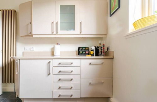 Cramond Bridge Villa | Amulree Edinburgh City