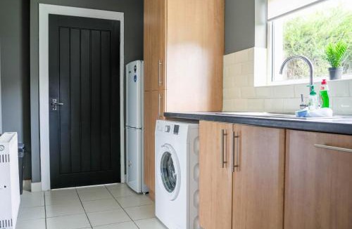 Bathgate House | Andrew House