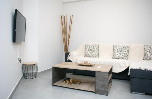 Kiveri House | Angie’s apartment