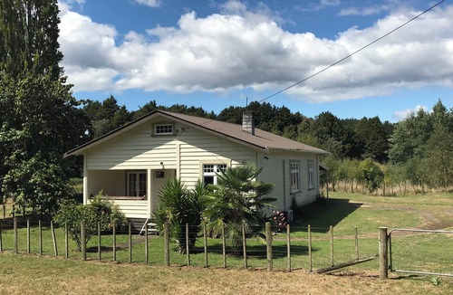 Manunui Cottage | Anglers Cottage adjacent to the Whanganui River. 50Kms to Ruapehu & Lake Taupo.
