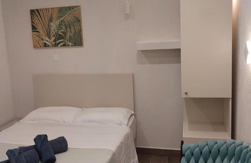 Thessaloniki Apartment | AniBo Studios & Apartments A210