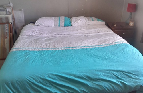 Auroa Bed & Breakfast | ANIMAL LOVERS' RURAL RETREAT - 2ND ROOM