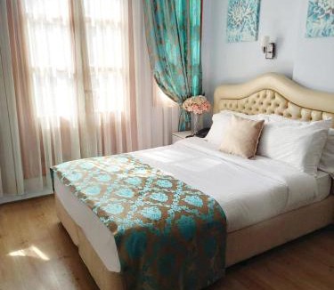Kumkapi Bed & Breakfast | Antik Ipek Suit