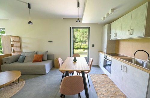 Archea Pissa Villa | Antinea Olympian Villa North studio
