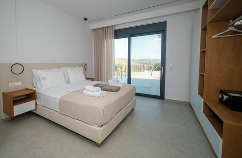 Kalamaki Villa | Antiope Retreat