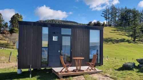 Kawaha Point House | Aorangi Peak Cabins 10 by Tiny Away