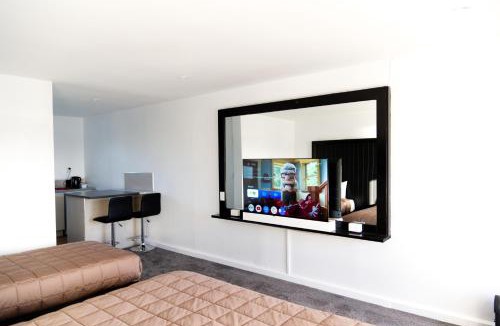 Porirua Hotel | Aotea Lodge Porirua