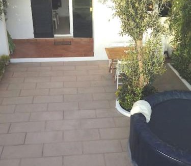 Cales Piques Apartment | Apartamento con terraza y jacuzzi, zona ciutadella