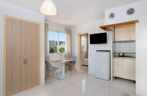 Palmanova Apartment | Apartamentos Calablanca