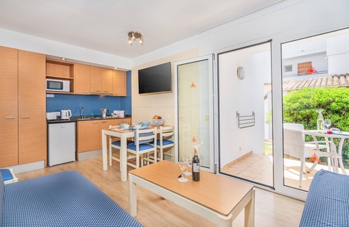 Puerto de Pollensa Apartment | Aparthotel Flora