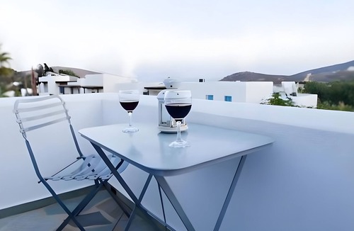 Livadi Apartment | Apartment '1' in Serifos