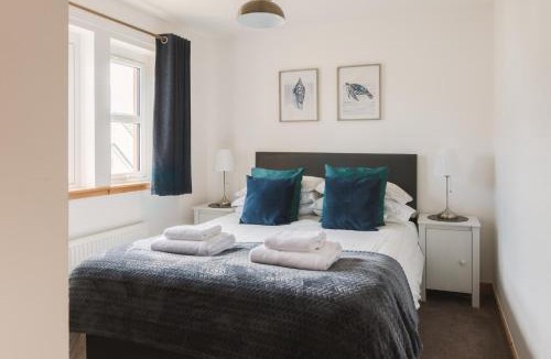 Cellardyke Apartment | Apartment - 2 Bedrooms - Pet Friendly - Parking
