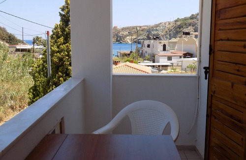 Lygaria Apartment | Apartment 70m from the beach of Ligaria with sea view and privacy.