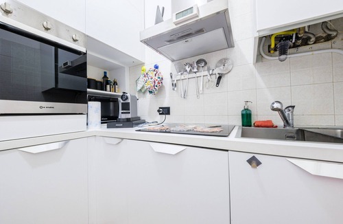 Province of Messina Apartment | Apartment 'Casa Dei Mori' with Wi-Fi and Air Conditioning