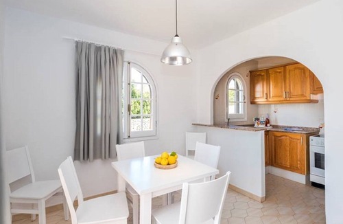 Son Bou Apartment | Apartment in Complex with Pool - Girasol Garden Superior 2 C