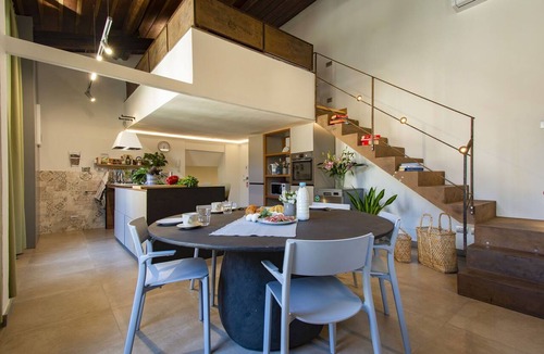 San Giovanni Apartment | Apartment in Florence with 3 bedrooms sleeps 6