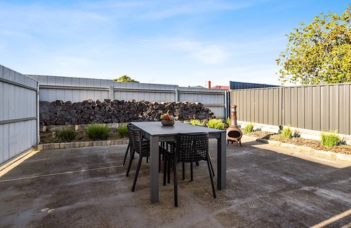 West Launceston Apartment | Apartment in West Launceston