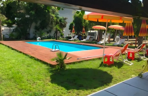 Palmi Apartment | Apartment 'La Quiete - Veranda Piccola 1' with Shared Pool, Wi-Fi and Air Conditioning