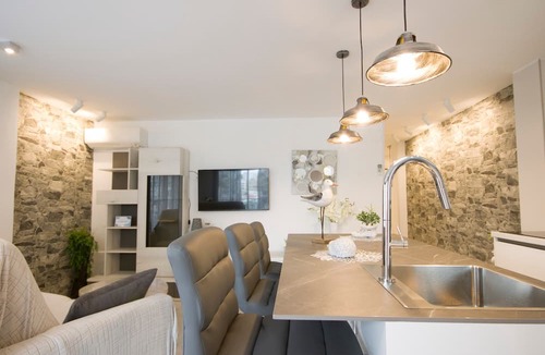 Sant Llorenc des Cardassar Apartment | Apartment 'Lliteras 3B Ref 9004' with Sea View, Wi-Fi and Air Conditioning