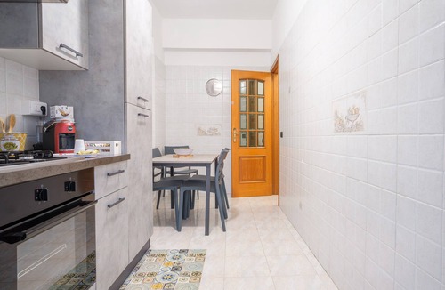 Gazzi Apartment | Apartment 'Messina' with Balcony, Wi-Fi and Air Conditioning